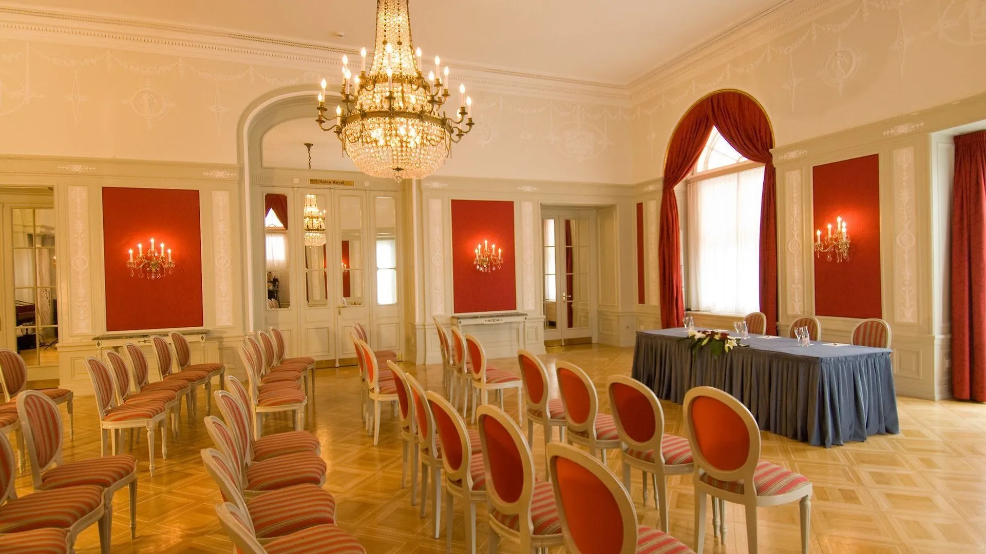 Hotel Bellevue Palace Bern 5*,  Switzerland